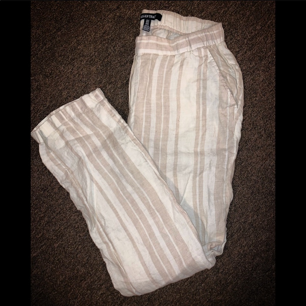 Woman’s linen pants